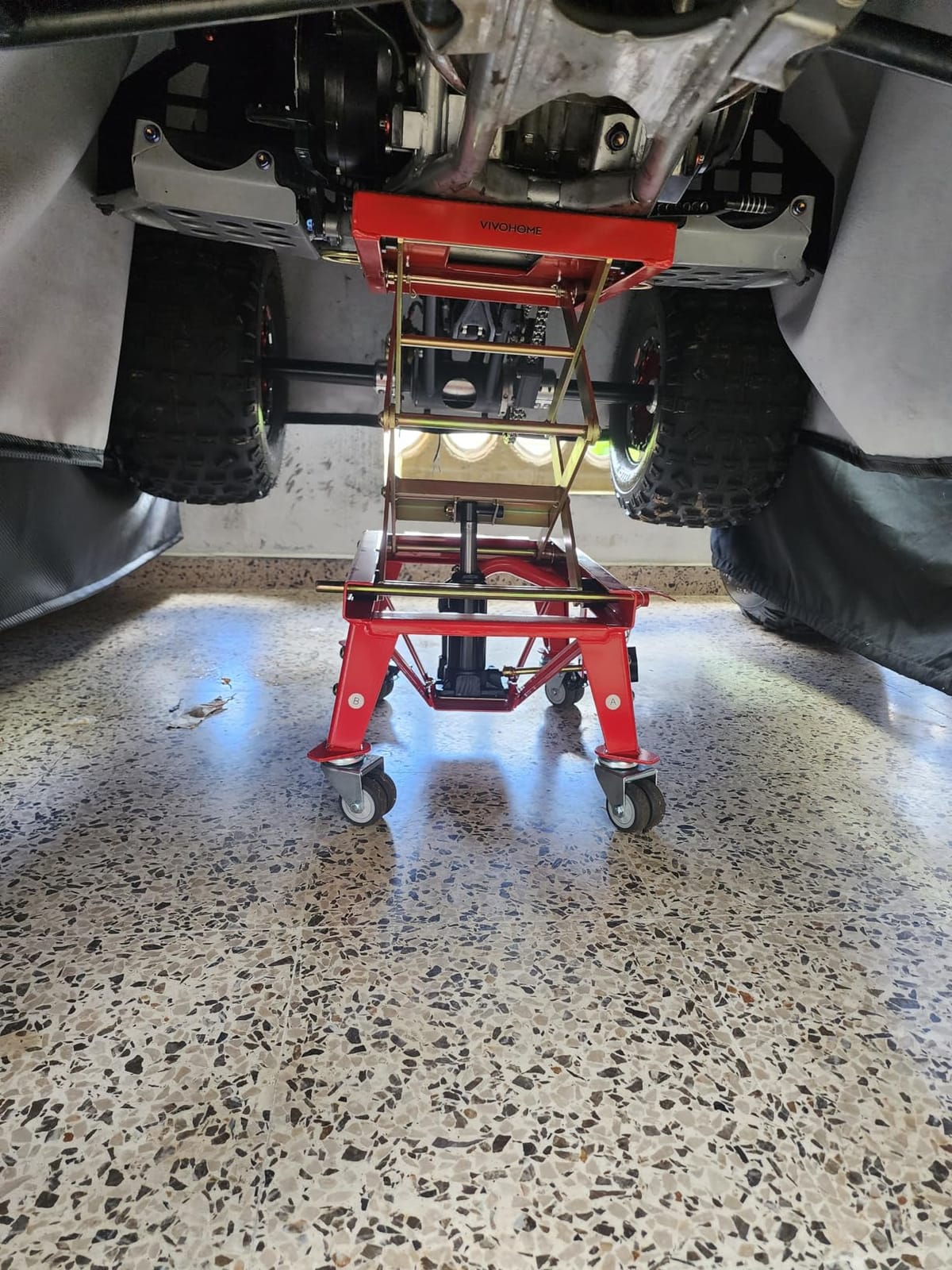 VIVOHOME 350 Lbs Hydraulic Motorcycle Lift Table Motorcycle Scissor Jack customer photo 1