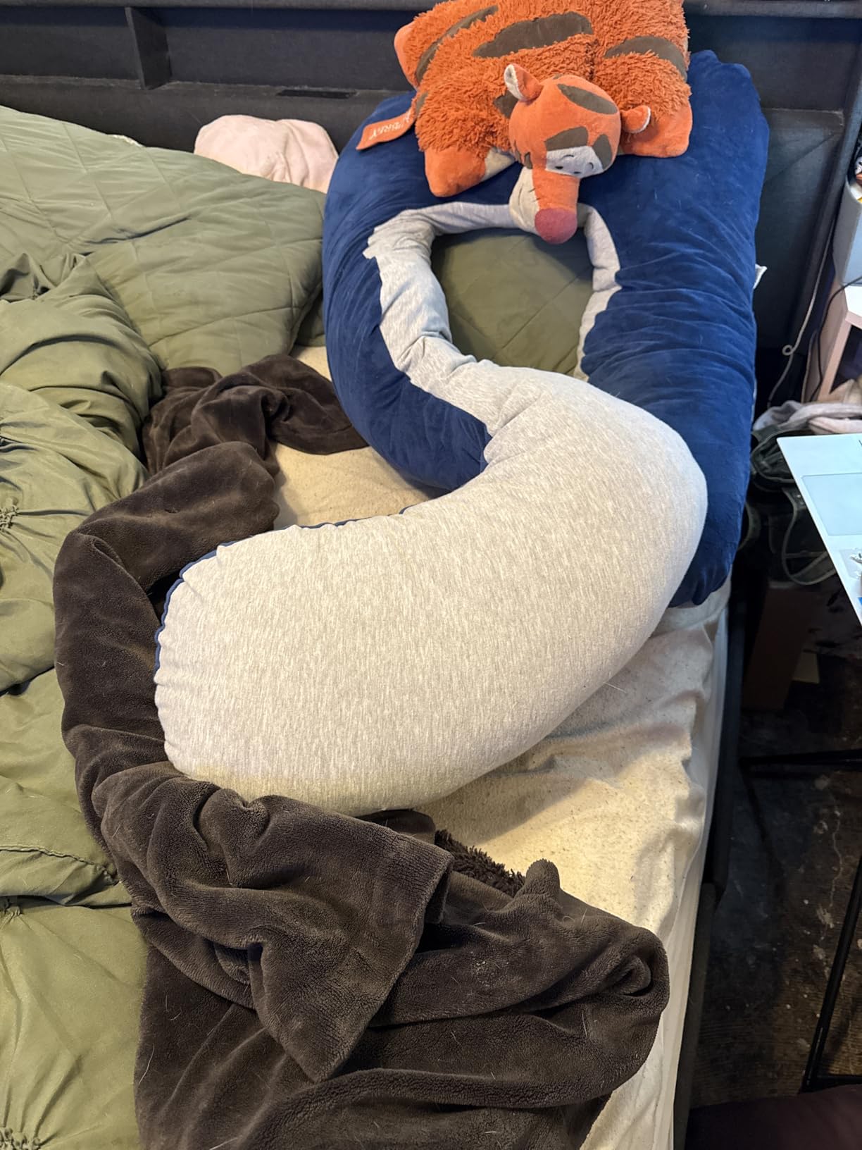 MOON PINE Pregnancy Pillow, U Shaped Full Body Pillow for Maternity Support, Sleeping Pillow with Cover for Pregnant Women (Dark Grey) customer photo 1
