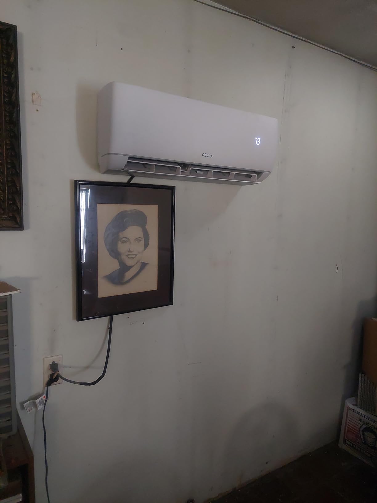 DELLA Motto Series 12000 BTU 20 SEER2 115V Mini Split AC, Cools Up to 550 Sq.Ft, Works with Alexa and Wifi, Ductless Inverter System Air Conditioner, Pre-Charged Heat Pump and 16.4ft Kits customer photo 1