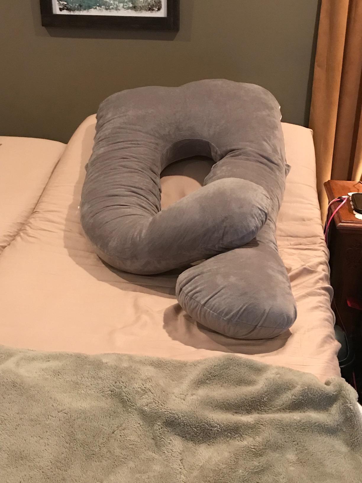 Meiz Pregnancy Pillow, U Shaped Pregnancy Pillows for Sleeping Cooling, 55 Inch Maternity Pillow for Pregnant Women, Body Pillows for Adults, Rayon Cover from Bamboo, Sage Green customer photo 2