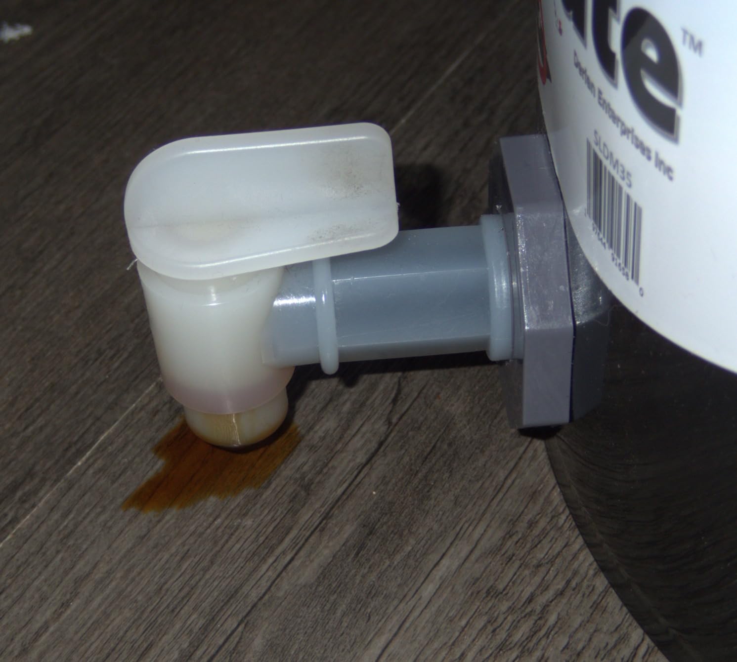 Spill-Less DrainMate™ 14 Quart Oil Drain Pan/Container - Made in USA customer photo 1