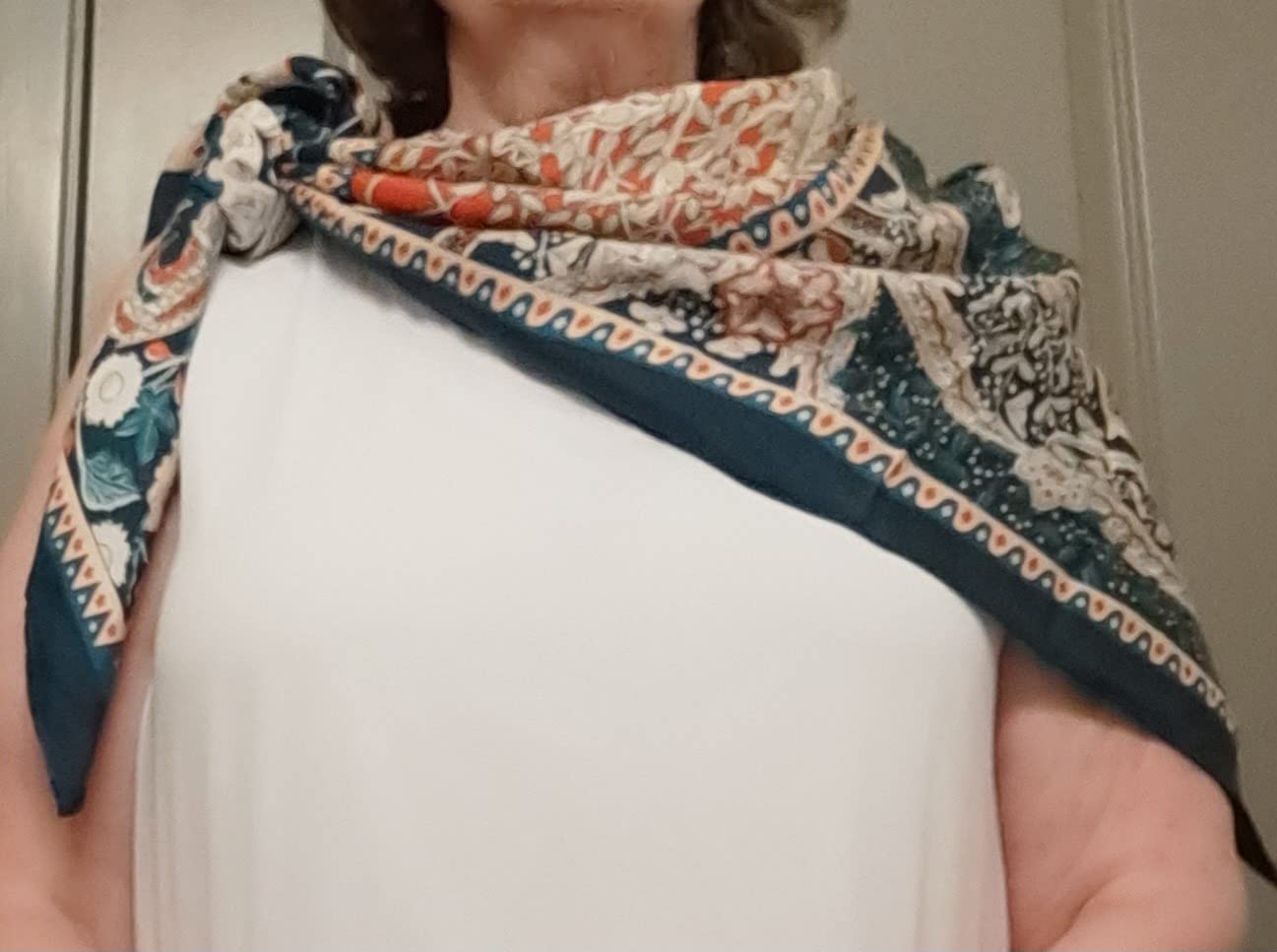 ANDANTINO 100% Silk Scarf 43