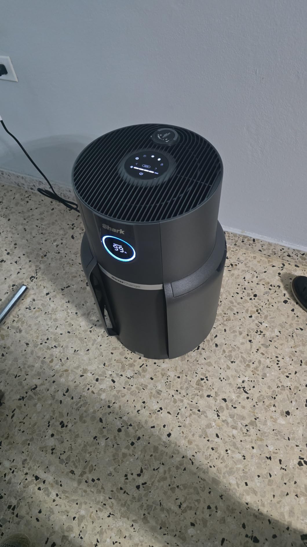 Shark NeverChange Air Purifier, HP152, Charcoal customer photo 2