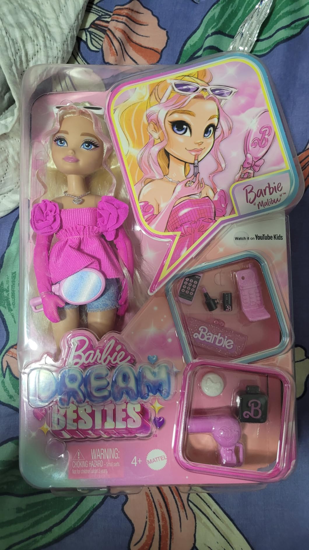 Barbie Dream Besties Playset, Barbie “Malibu” Posable Fashion Doll with Wavy Blonde Hair, 11 Makeup & Hair-Themed Accessories customer photo 1
