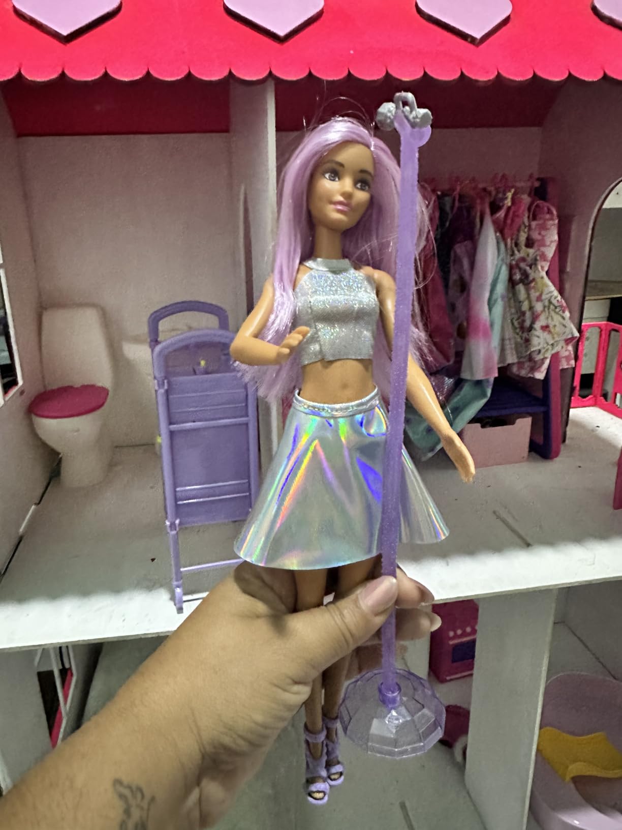 Barbie Pop Star Doll Dressed in Iridescent Skirt with Microphone and Pink Hair, Gift for 3 to 7 Year Olds customer photo 2