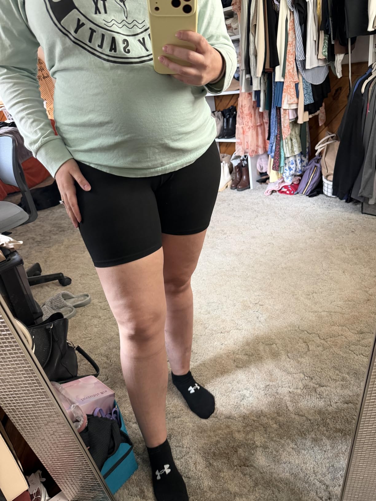 Dalavch 4 Pack Women's Maternity Yoga Shorts Over the Belly customer photo 2