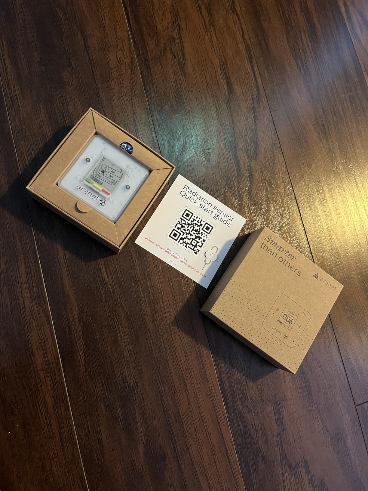 SAF Aranet Radiation Detector, Dosimeter, Portable, Measures Dose Rate & Total Dose of Ionizing Radiation, E-Ink Display, 4-Year Battery Life, Bluetooth Connection, Free App with Graphics & Alarm customer photo 2