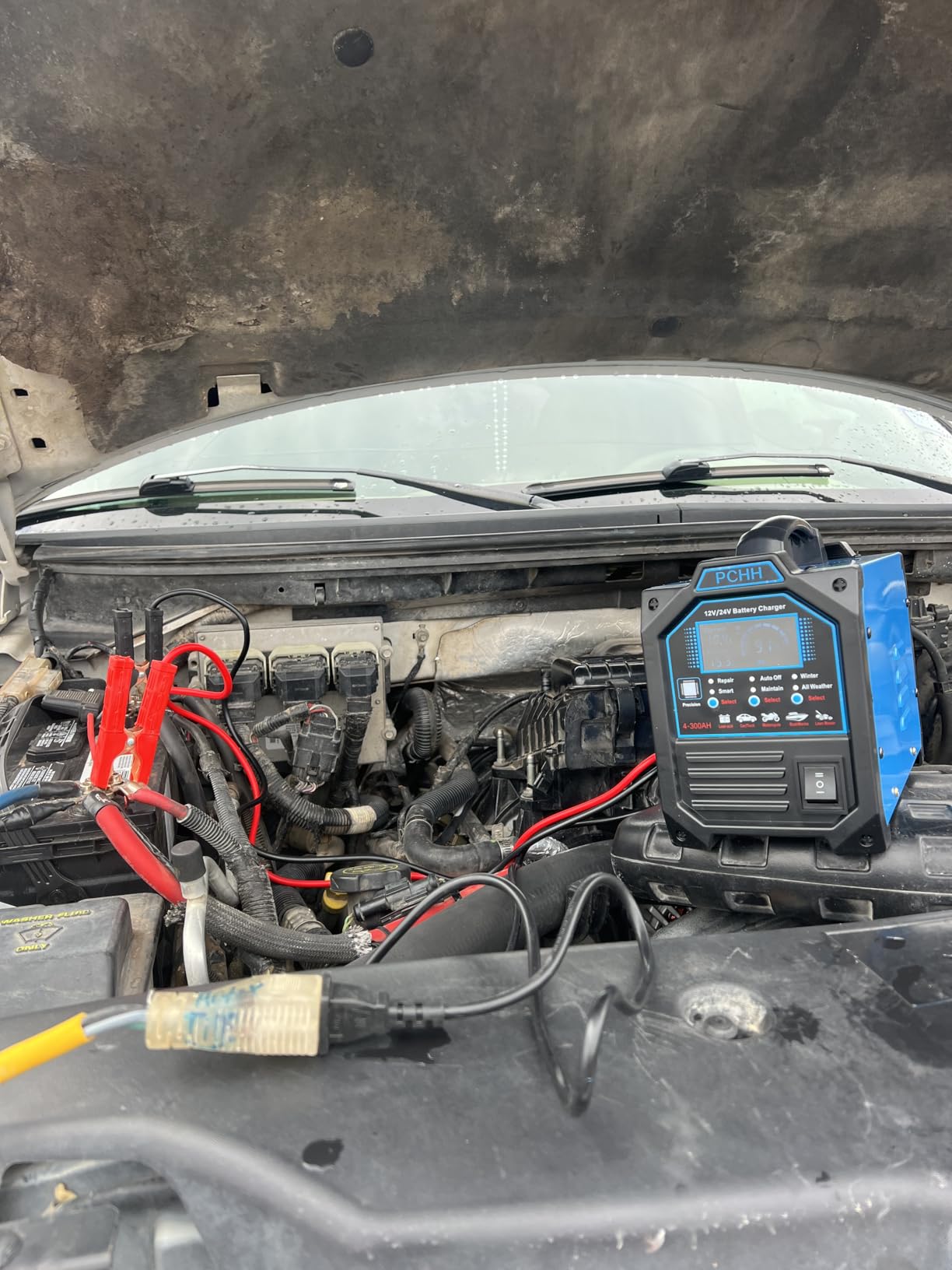 PCHH 12V 24V Car Battery Charger Heavy Duty, 0-15A Automatic Battery Maintainer, Smart Trickle Charger with Auto Shutoffs, Repair, Winter Mode, for Automotive Car Truck Motorcycle Lawn Mower Boat AGM customer photo 1