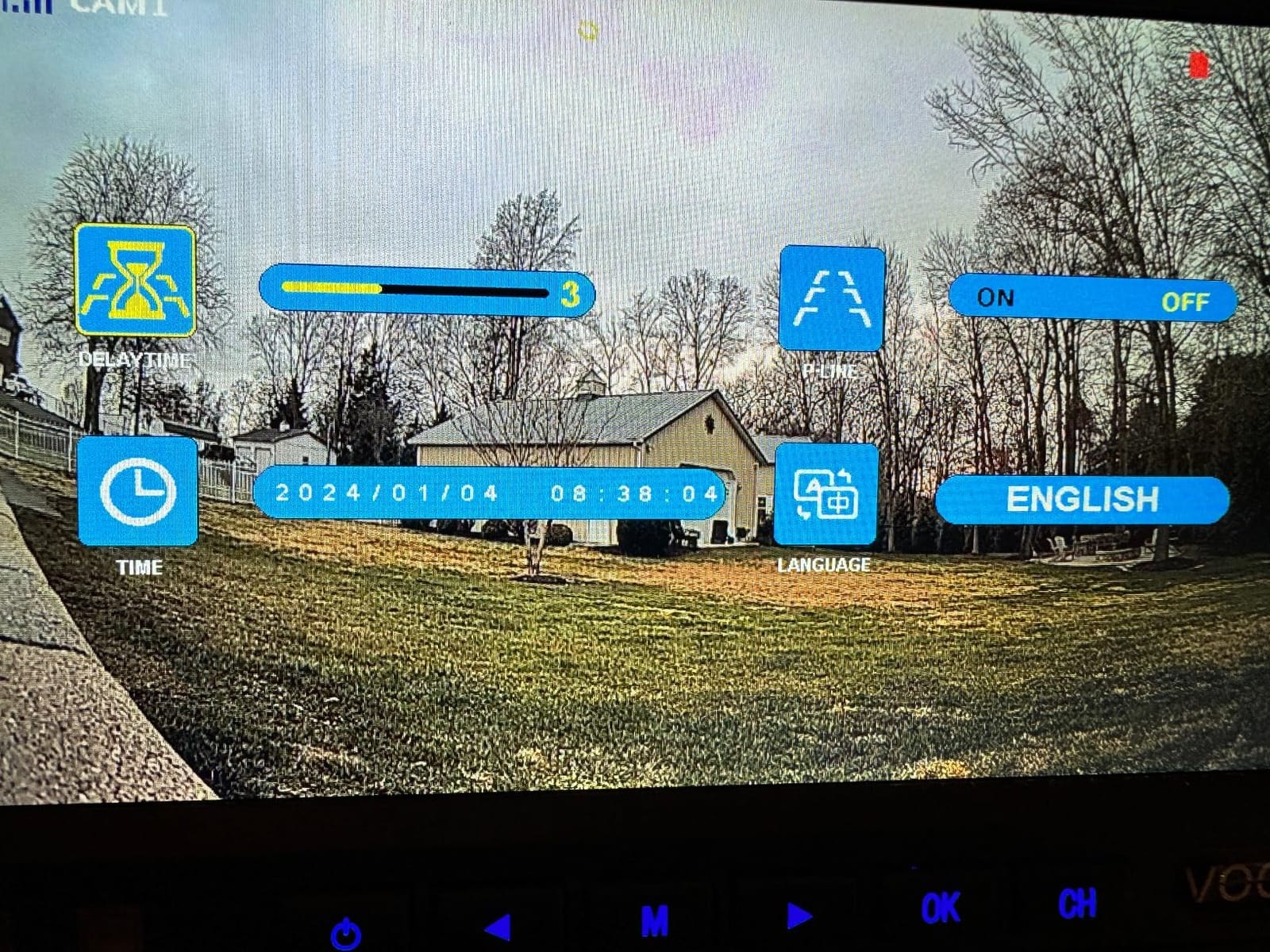 VOONOA 2 Magnetic Wireless Backup Camera with 7'' HD 1080P DVR Monitor System, 15000mAh Rechargeable Waterproof Dual Solar Reverse Camera for Hitch Towing Car Trailer Truck RV VN007 customer photo 2