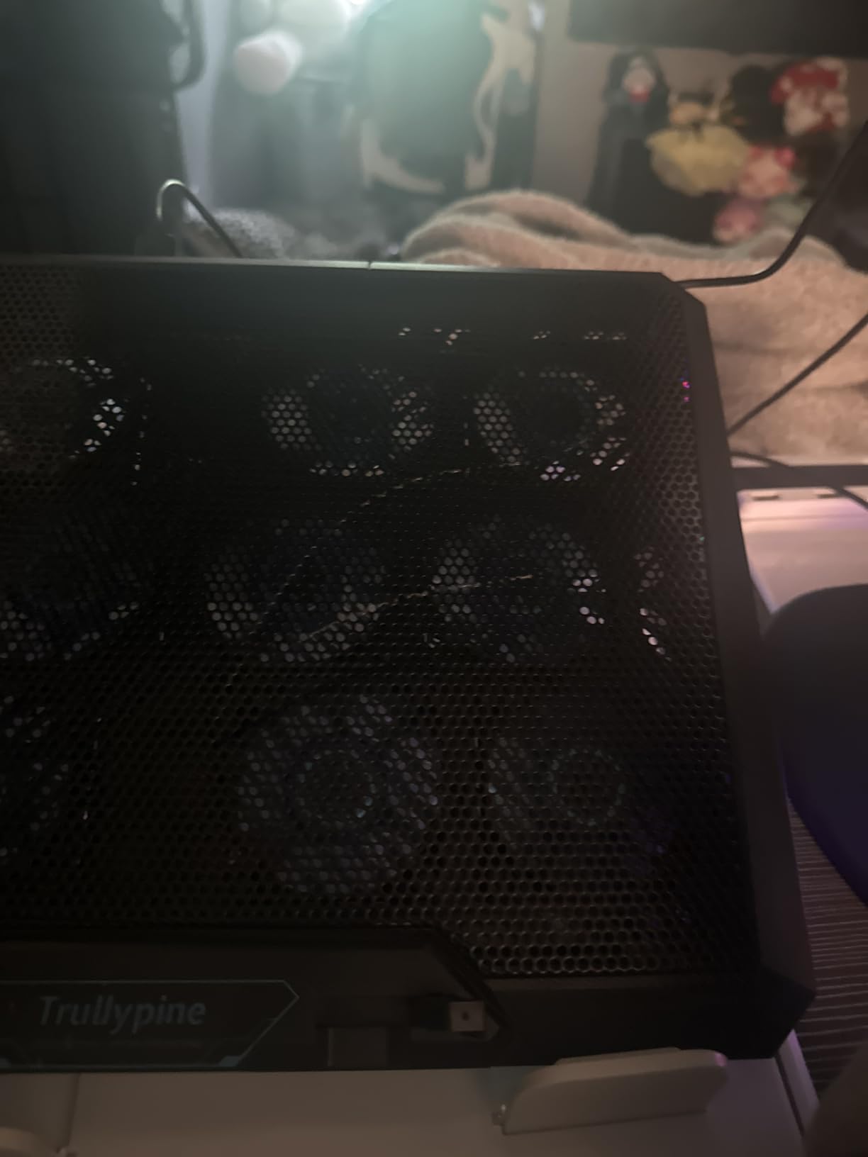 Laptop Cooling Pad with 12 Quiet Fans, Slim Portable for 12-17.3 Inch Laptop Cooler Stand with 5 Height Adjustable, Ergonomic Gaming Cooling Fan Pad with Two USB Ports & Phone Holder (Gear) customer photo 1
