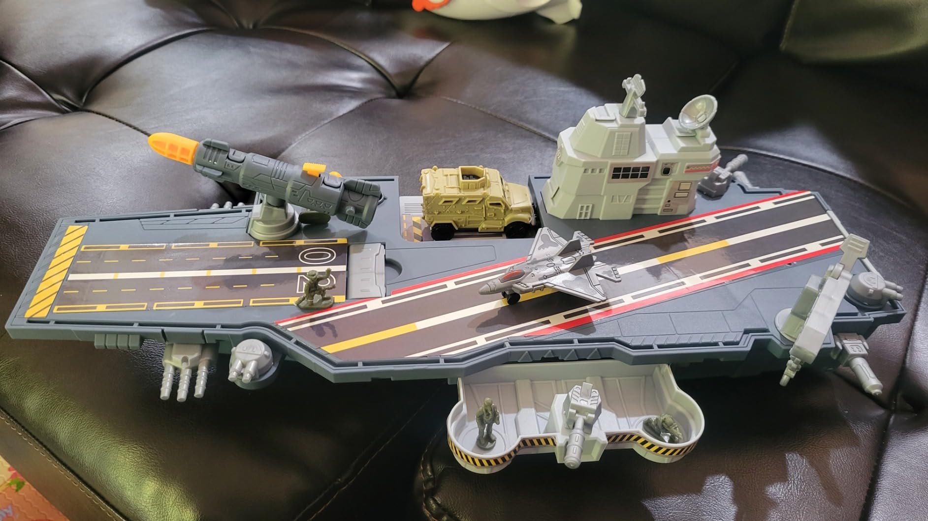 deAO Aircraft Carrier Battle Ship Army Toys with Map Vehicles Airplane customer photo 1