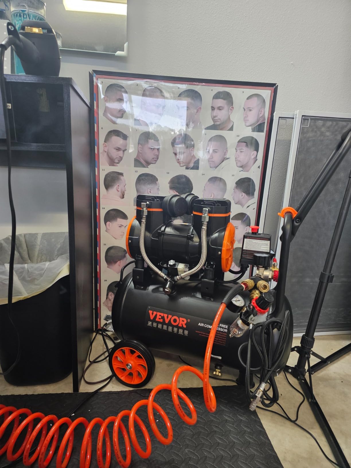 VEVOR Air Compressor, 15 Gallon Steel Tank, 2HP 5.3 CFM@90 PSI Oil Free Air Compressor & Max. 125PSI Pressure, 78dB Ultra Quiet Portable Compressor, for Auto Repair, Tire Inflation, Spray Painting customer photo 2