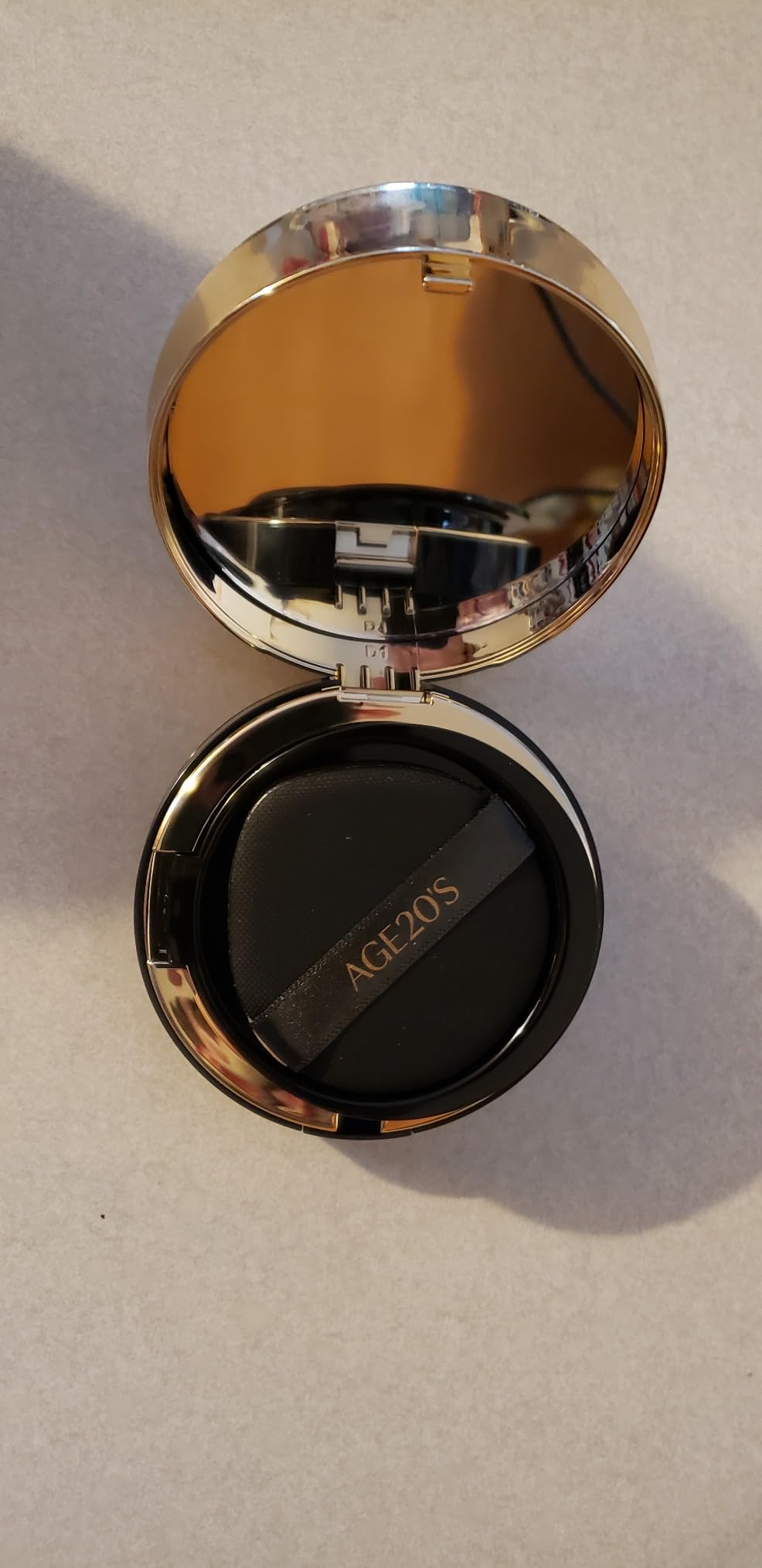 AGE20'S Signature Essence Pact SPF 50+ | Pack of 1 | 23W BEIGE | Cream Foundation, Dewy Finish, Natural Coverage | Korean Cushion Foundation customer photo 1