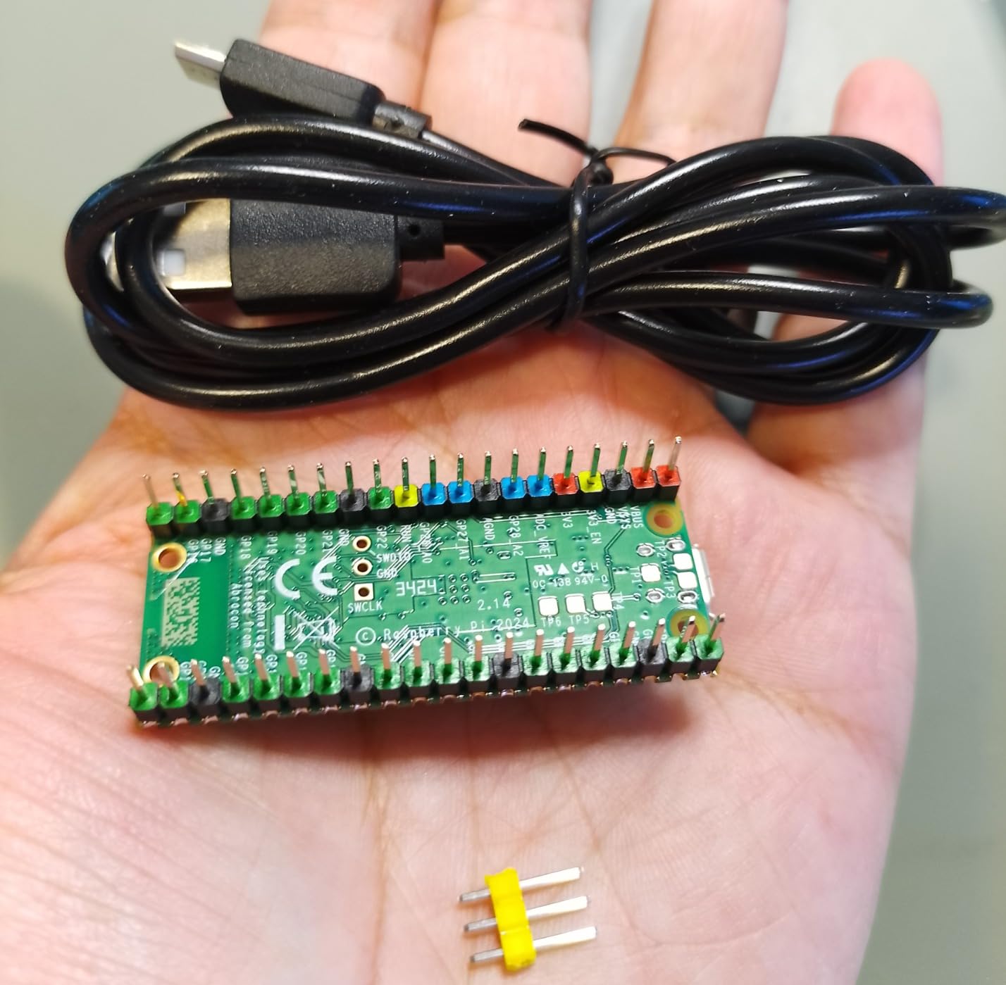 Pico 2 W with Color Soldered Header Compatible with Raspberry Pi Pico 2 W customer photo 2