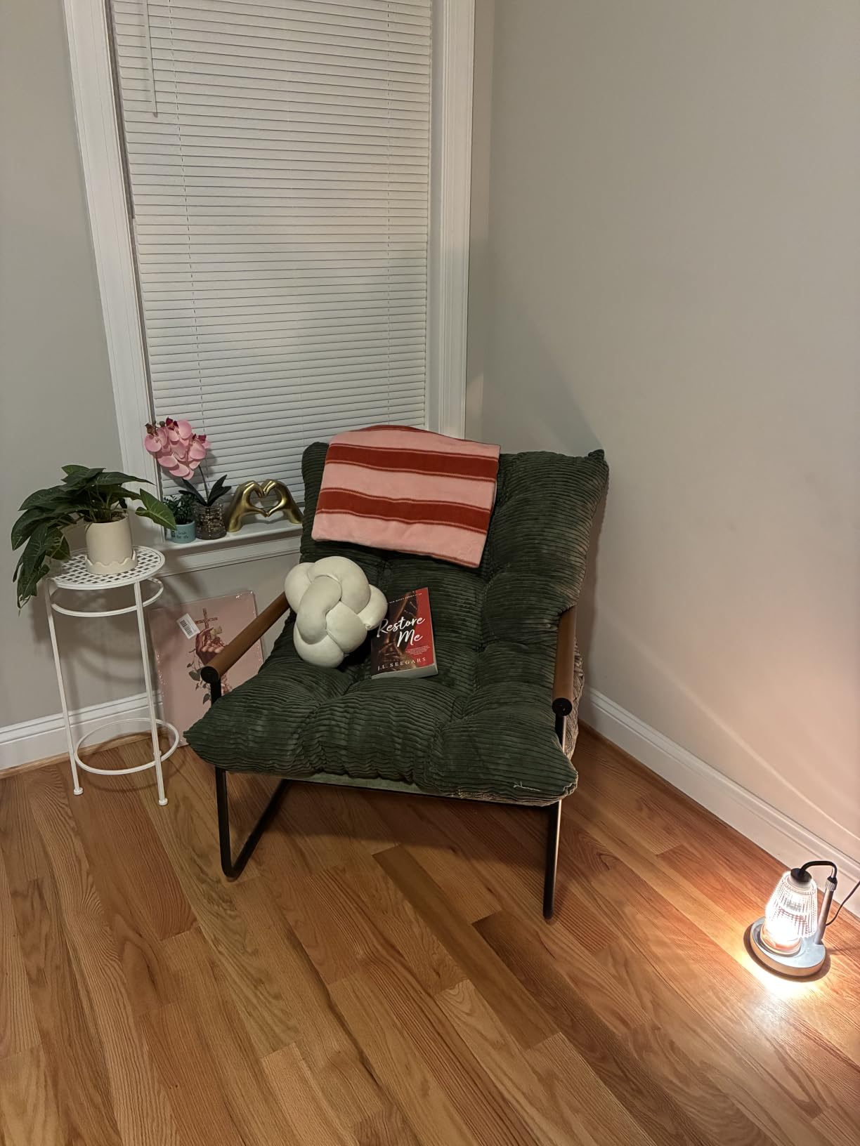 MAXYOYO Modern Accent Chair, Comfy Living Room Chair with Metal Frame customer photo 1