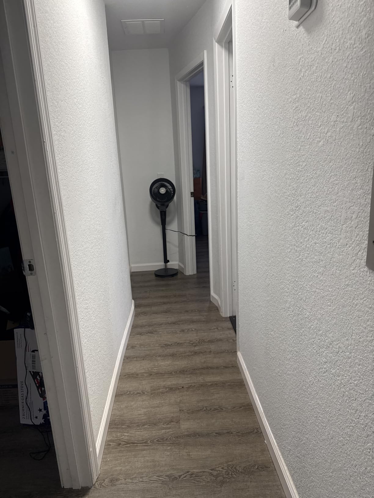 DREO Fan for Bedroom, 2026 Upgraded, 90ft Airflow, Quiet Fan, 90° Oscillating Standing Fan for Whole Room, DC Motor, 8+H Speeds, 3 Modes, 38-42'' Adjustable Height, 8H Timer, 105° Manual Vertical customer photo 1