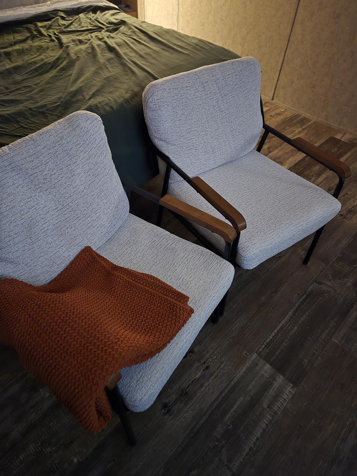 VINGLI Mid-Century Modern Accent Armchiar for Small Space, Small Comfy Upholstered Leisure Reading Chair with Wood Armrest for Bedroom, Living Room, Waiting Room, Linen Beige customer photo 2