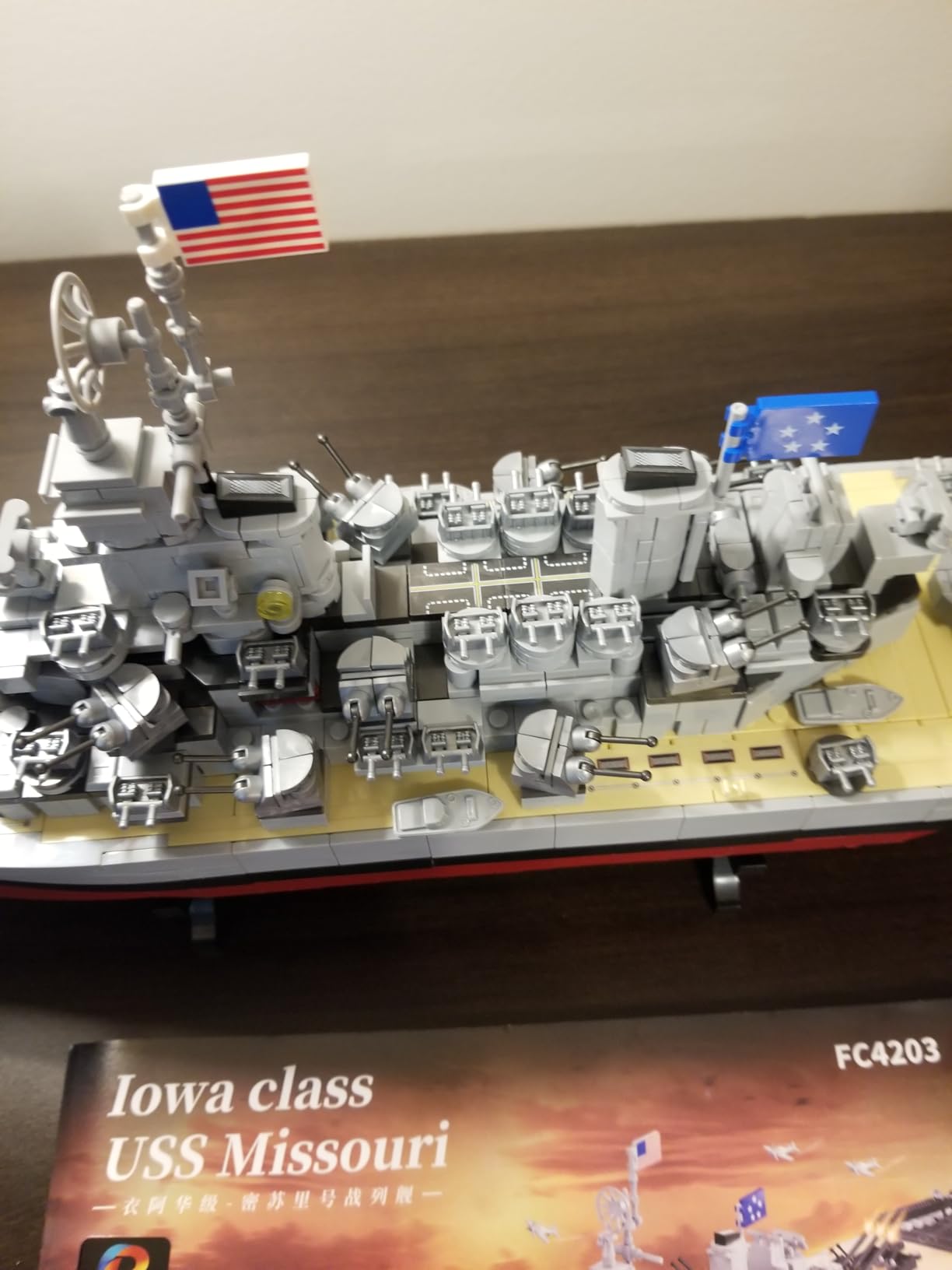 Missouri Battleship Building Kits for Adult Boys (2228 Pieces) - Large Military World-Class Missouri Battleship Model for Home Office Collection, Birthday Gifts for Building Blocks Lover customer photo 1