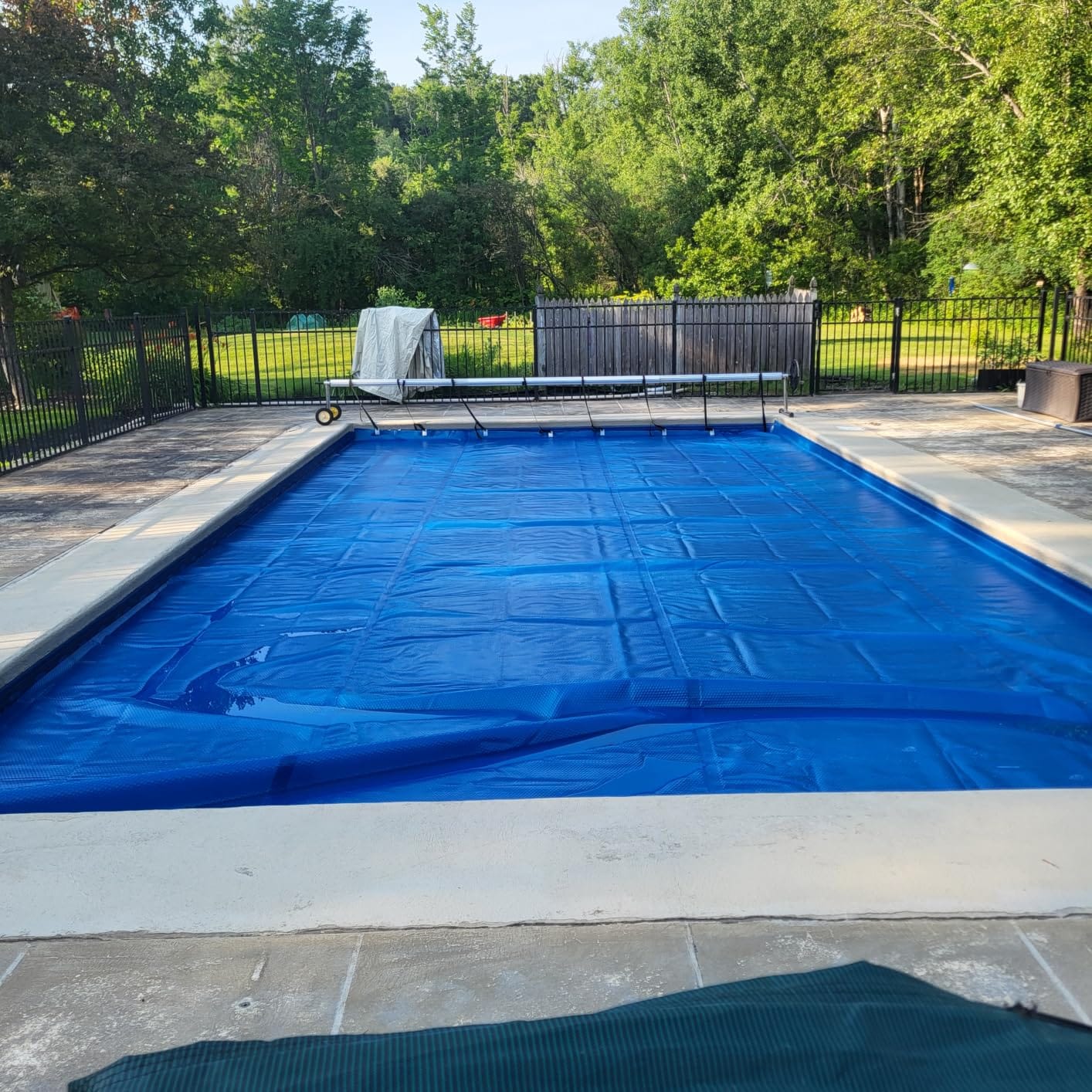 Real Relax 16 mil Solar Pool Cover, 16 x 32 ft Rectangle Bubble Blanket customer photo 1