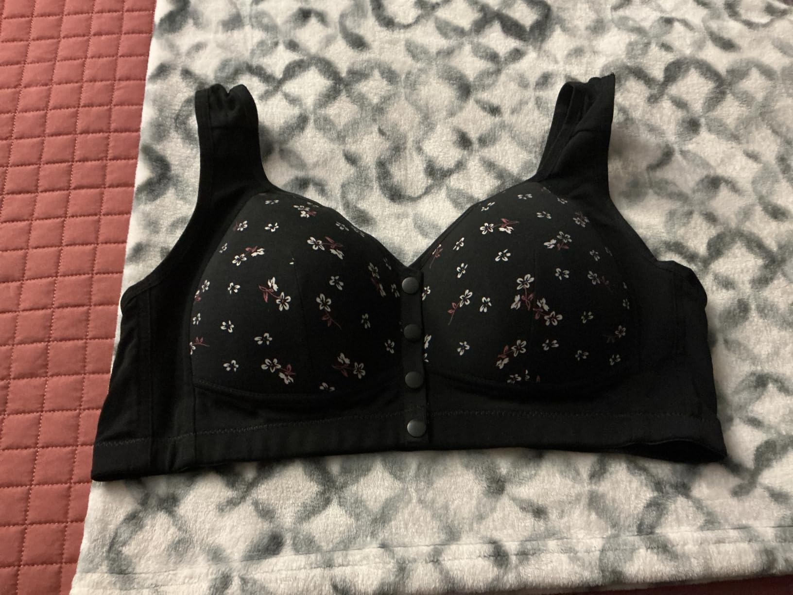 Daisy Bras for Older Women Floral Plus Size Bra Wireless Front Closure Bras for Senior Daisy Comfort Tshirt Bra customer photo 2