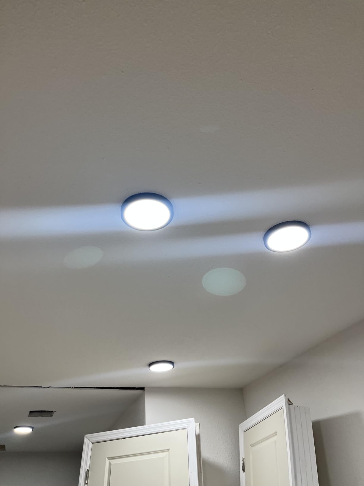 WKONCLDY 5CCT 3000k//3500k/4500k//5000k/6000k Selectable, Dimmable Led Flush Mount Ceiling Light, 20 Inch 5000LM Round Modern Flat Panel,Super Slim for Living Dining Kitchen Bedroom Room customer photo 1