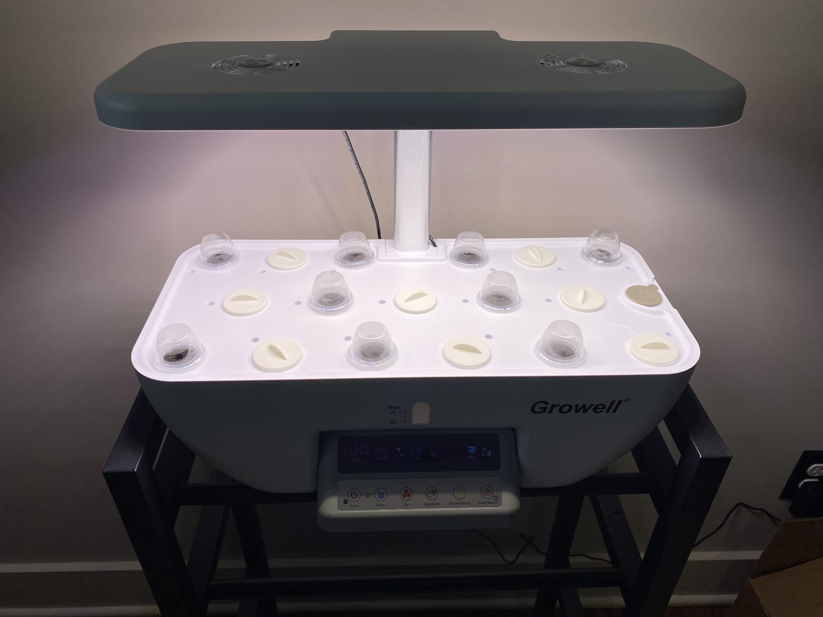 Growell 17 Pods Hydroponics Growing System Kit, Indoor Garden with 2 Fans customer photo 1