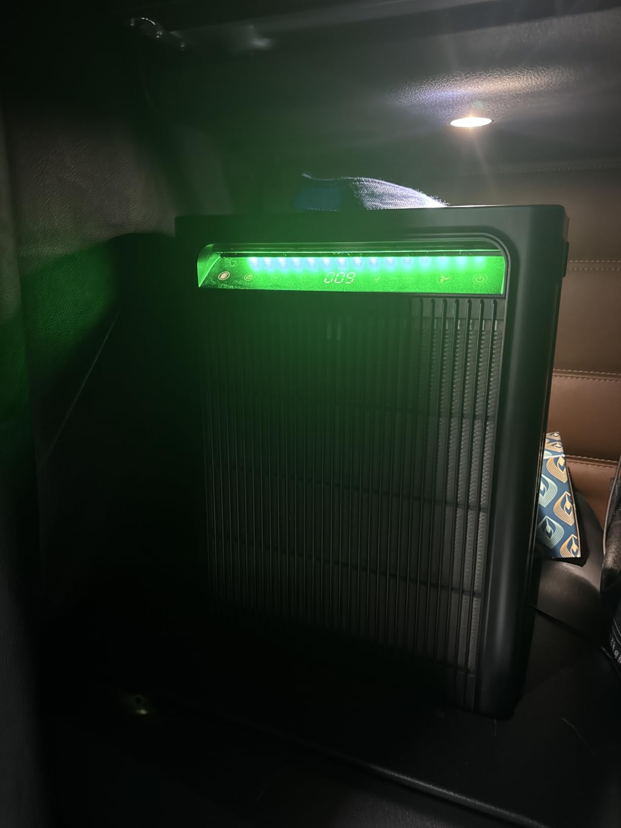 KNKA Air Purifiers for Home Bedroom Up to 1,695 Ft² in 1 Hr, APH4000, Black customer photo 1