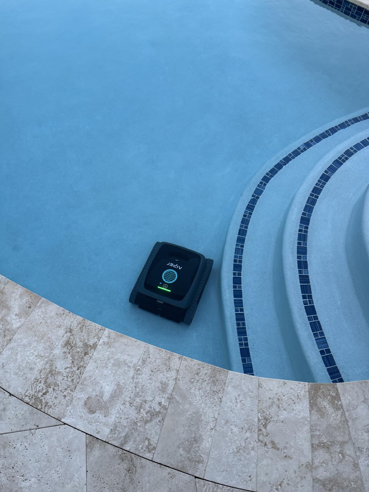AIPER Scuba V3 AI Vision Cordless Robotic Pool Cleaner, Grey customer photo 2