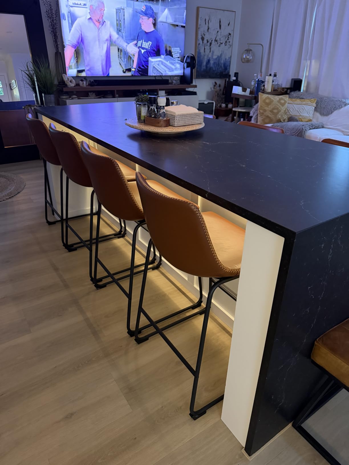 DUMOS Counter Height Bar Stools Set of 4, Faux Leather Metal Bar Chairs customer photo 2