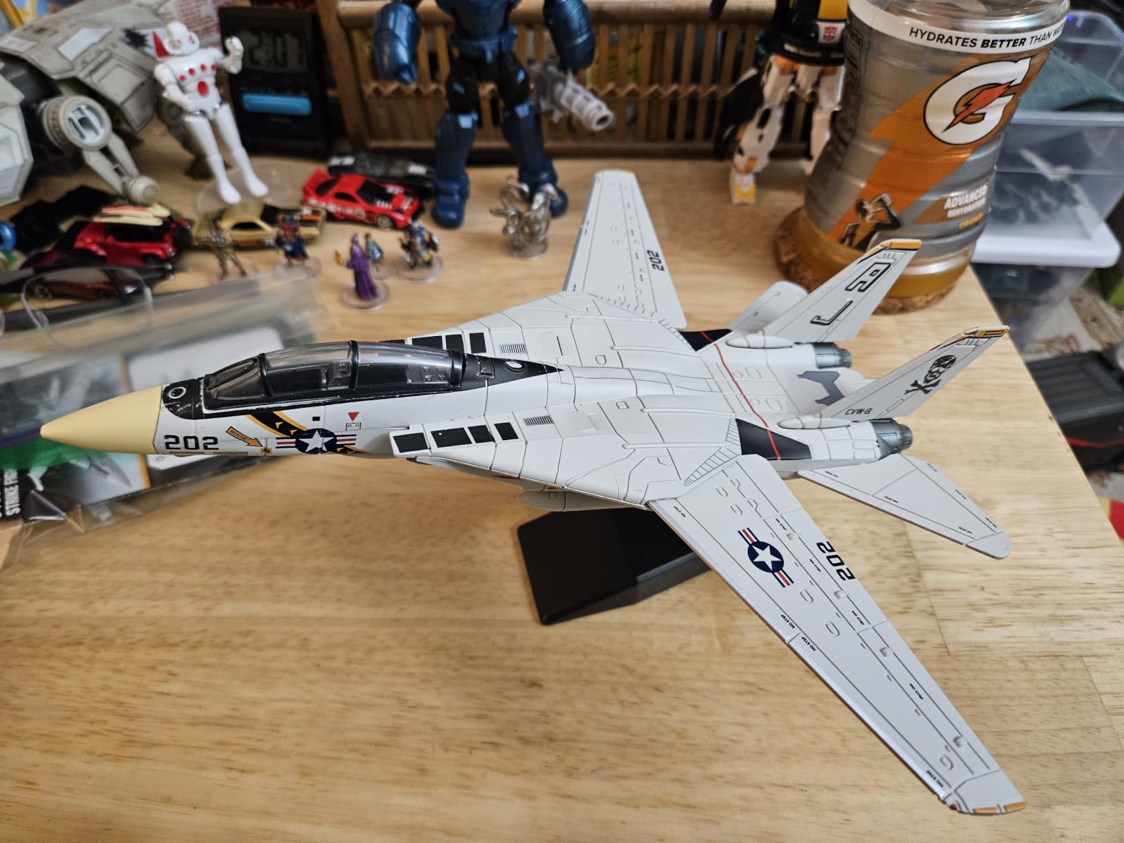 1/72 F-18 Bounty Hunters Quick Build Fighter Jet Assemble Model customer photo 2