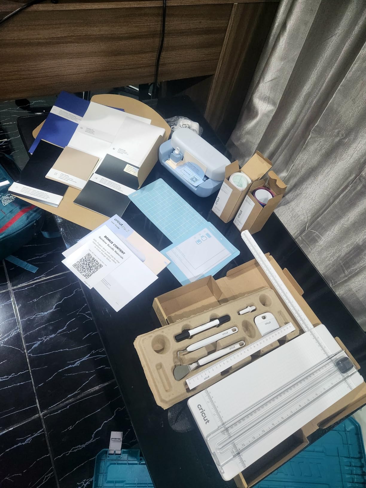 Cricut Joy 2 Essential Bundle + Rainbow Sampler customer photo 2